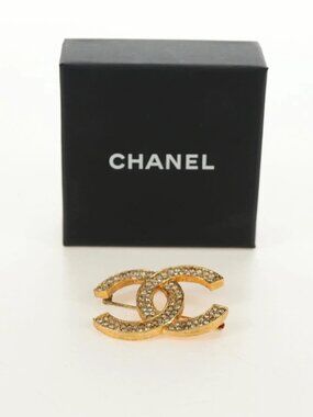 CHANEL COCO Mark Brooch metal Gold Tone CC Auth 185473V